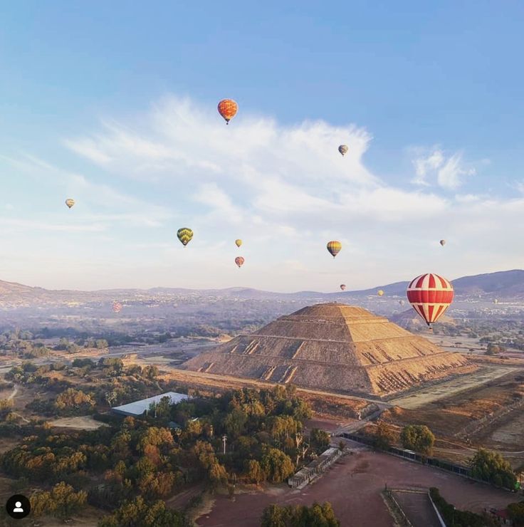 TEOTIHUANCAN HOT AIR BALLOON EXPERIENCE